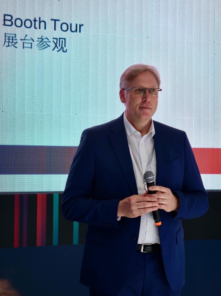 窗口期过后，供应商们怎么打淘汰赛?