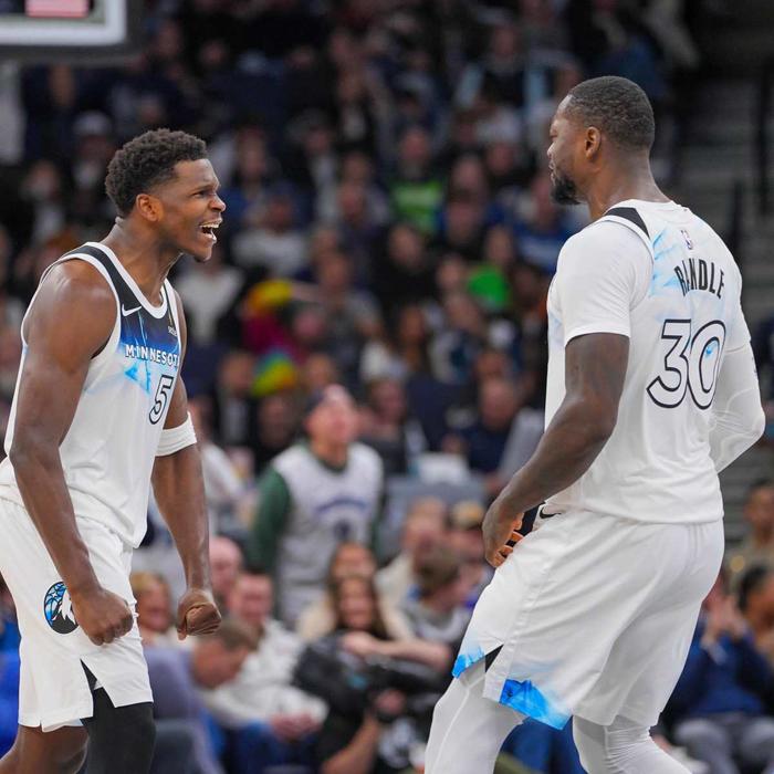 爱德华兹36分 兰德尔三双 巴特勒33+7+7 森林狼力克勇士2-1反超