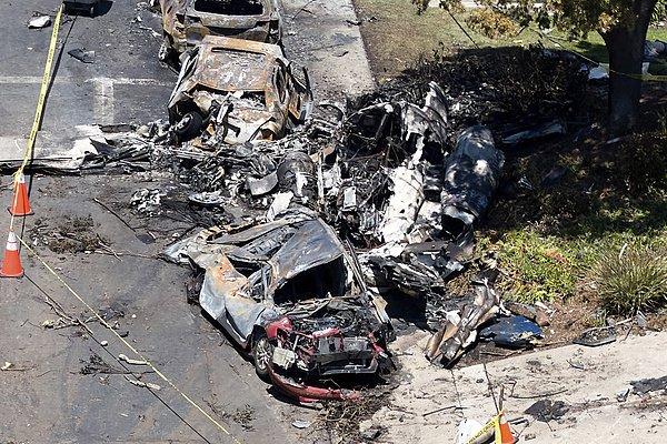 美国圣迭戈坠机事件中机上六人全部死亡
