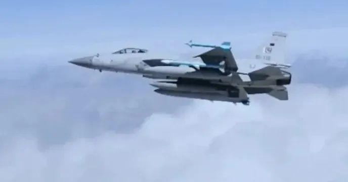 歼-10CE与“阵风”等激烈空战，作战详情披露