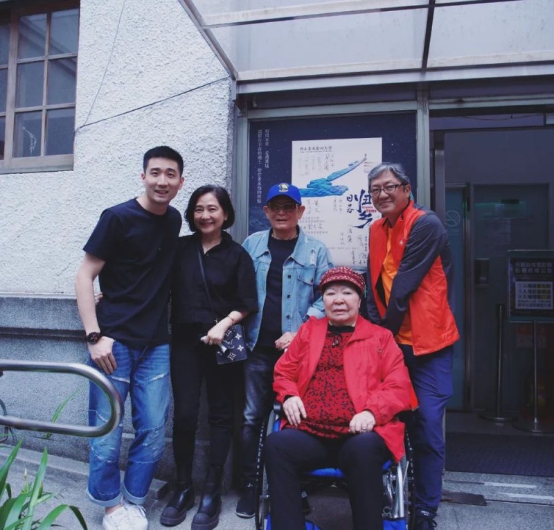“不能活着见父母，死也要回大陆！”