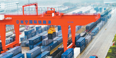 为深化中国与东南亚合作广聚侨力（侨界关注）