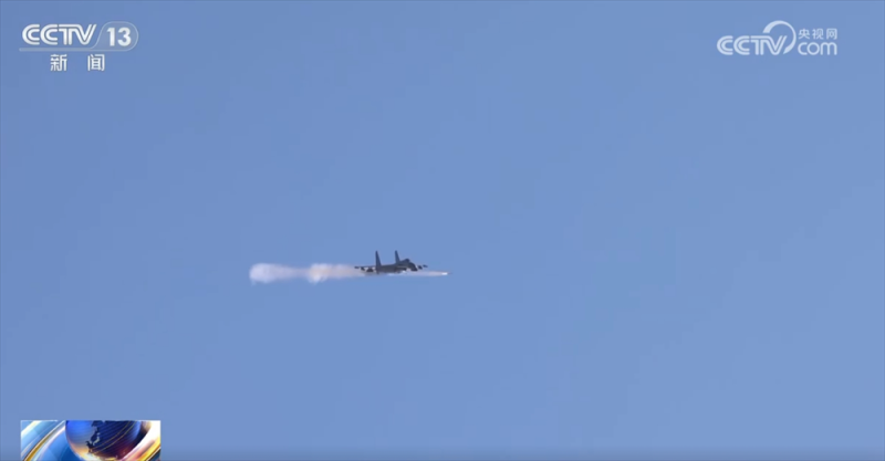 12载劈波斩浪，12载奋飞逐梦 海军舰载航空兵部队成就“舰”指深蓝壮美航迹
