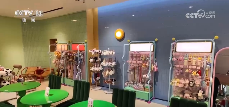 “年轻力”打造消费新图景 “小而美”店铺激活城市消费新潜能