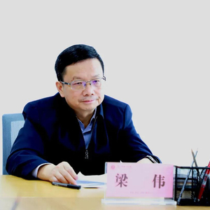“内鬼”梁伟被查，昨天还曾露面