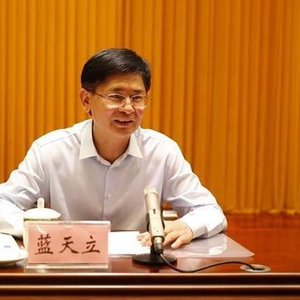 今年前后脚落马的两正部：曾同期公选副厅，仕途交集20年