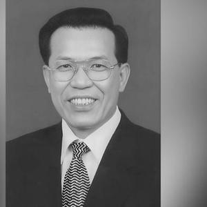 广东省原省长卢瑞华逝世
