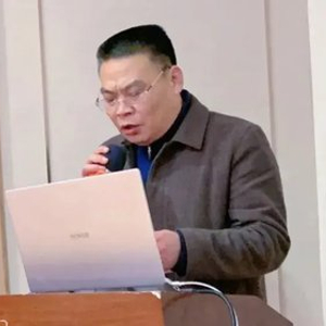 假期首日，邹凯主动向组织交代问题