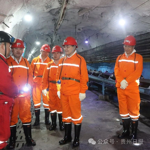 省委书记下矿井，与一线煤矿工人交流