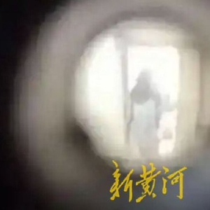 女子家门口遇害案将开庭，凶手被认定患“精神分裂症”，死者母亲：凶手思路清晰，行凶后还去就医