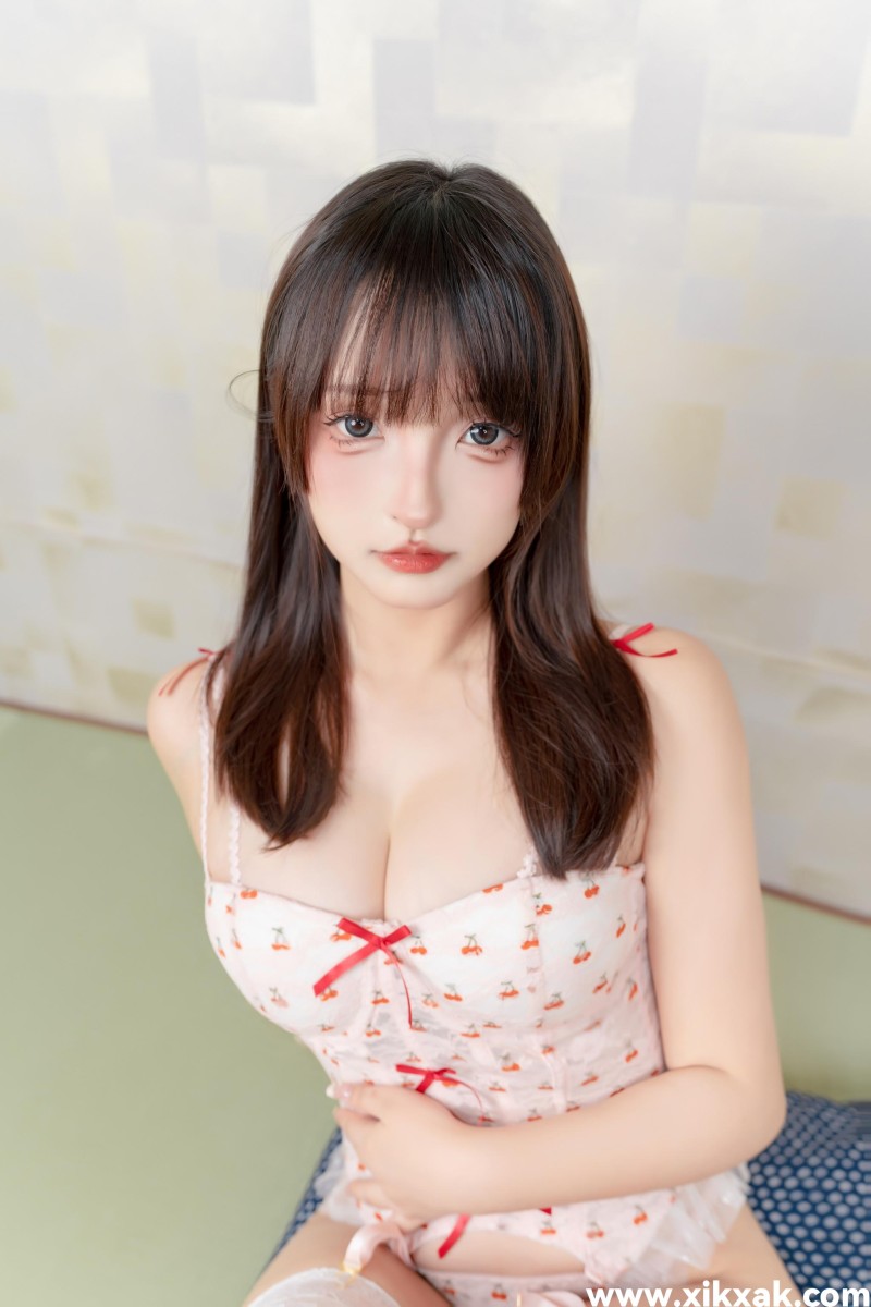 神楽坂真冬 &#8211; NO.177 睡衣少女 [75P2V]