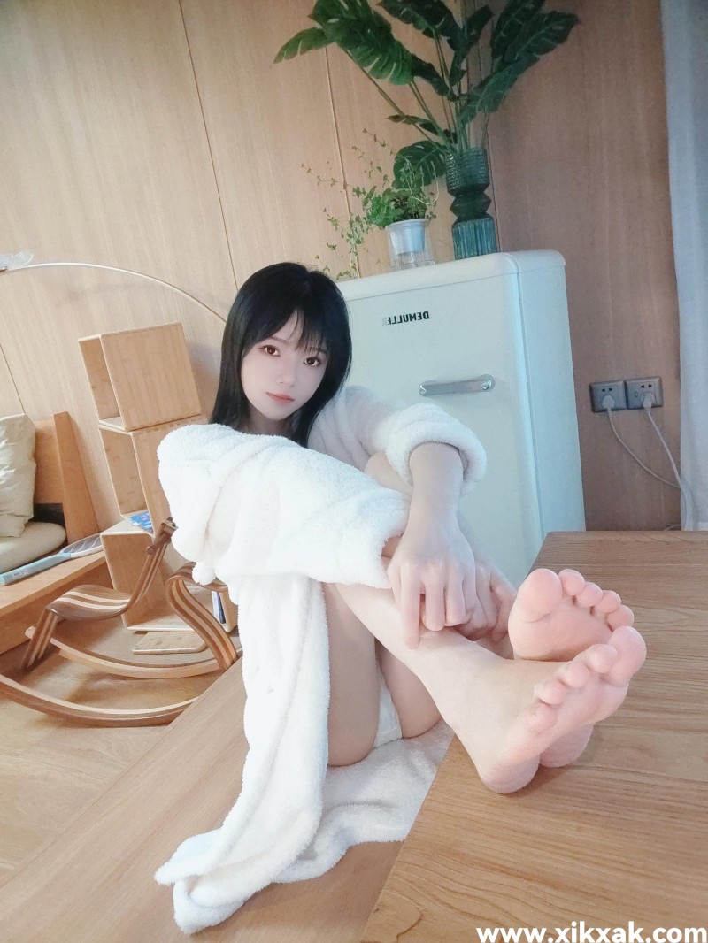 桜桃喵 – NO.204 糯米小圆子 [30P]