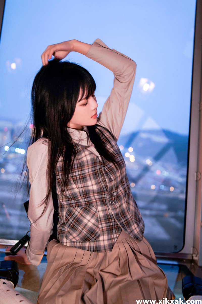 桜桃喵 &#8211; NO.203 制服摩天轮 [27P]