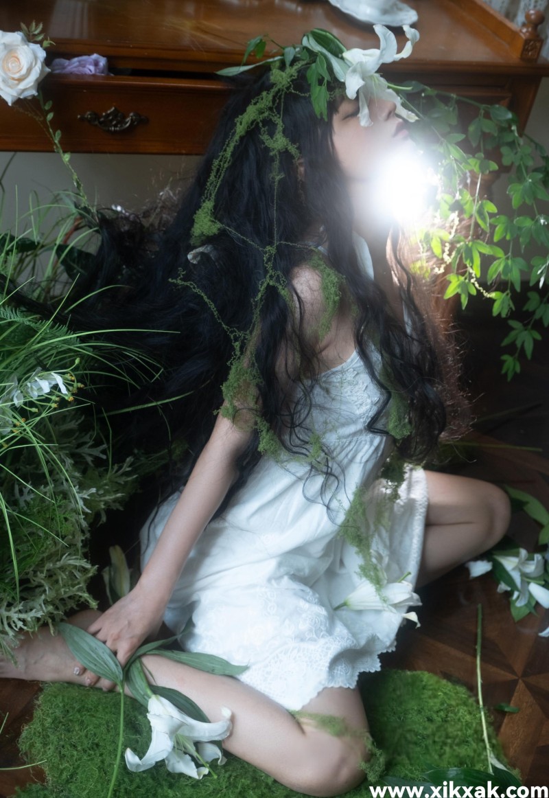 蠢沫沫 – NO.373 2024年会员 白吊带 [36P]