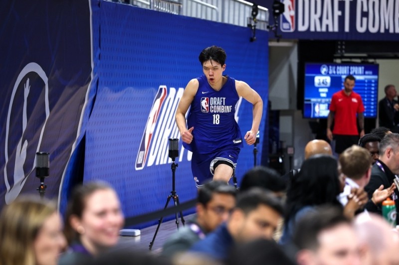 杨瀚森NBA选秀回顾：美媒看衰前景，试训惊艳全场