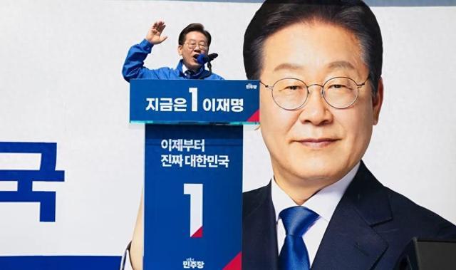 介绍一下,这位是韩国新任总统