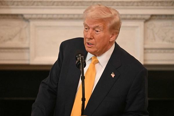 美国总统特朗普:债务上限应该彻底取消,以防止经济灾难的发生