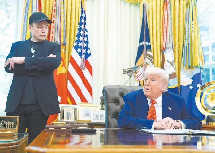 昔日盟友公开争吵,国际舆论一片哗然,世界围观特朗普马斯克“分手”