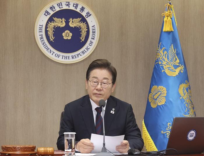 回应猜测,李在明将延续韩国总统腕表定制传统