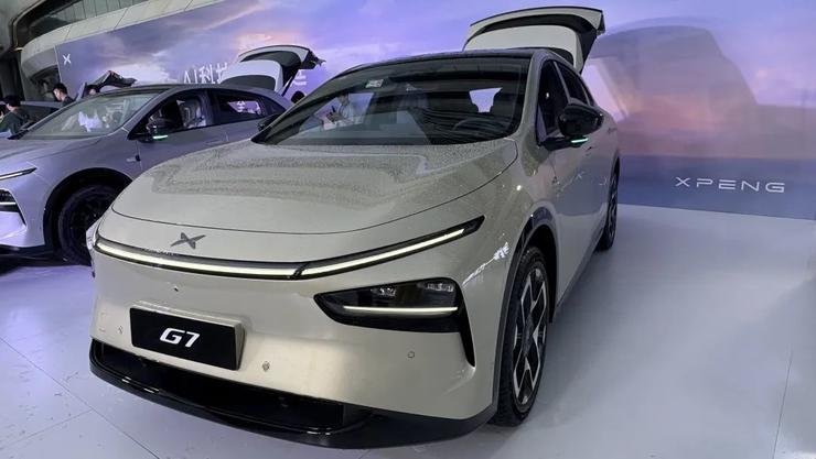 L3算力上车、首搭自研芯片，小鹏G7试图用AI走出亏损