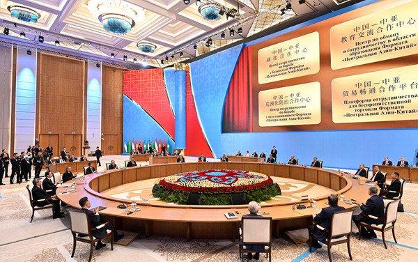 “特朗普打仗,中国交朋友,美国自始至终是最大输家”
