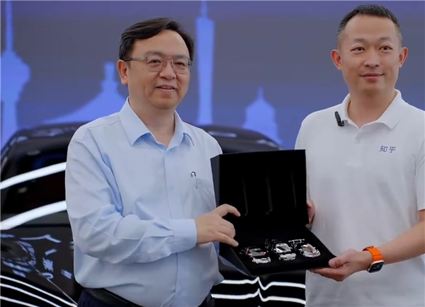 不满法院判决，多益网络裁员千人以上，总部将搬离广州；赛道测试时小米YU7刹车片起火，小米汽车回应；莲花汽车回应工厂停产传闻