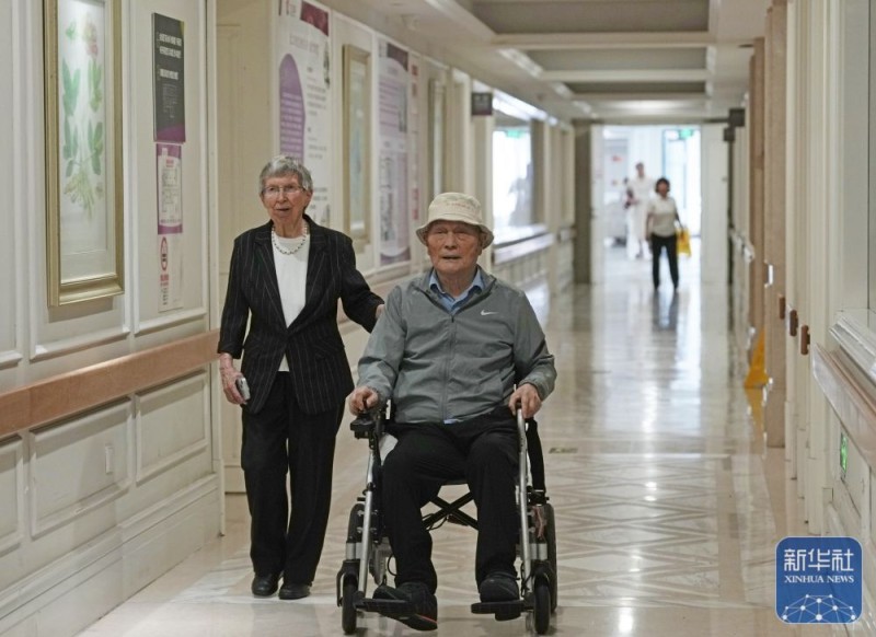 寻找照片中的TA・抗战胜利80周年｜“我永远记得80年前走出集中营的那天”
