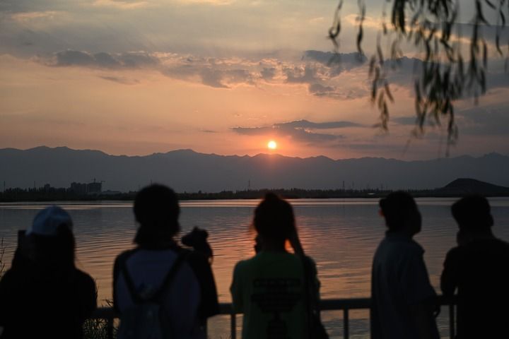 聚人气 拓市场 共奋进――“塞上江南”经济焕发新活力