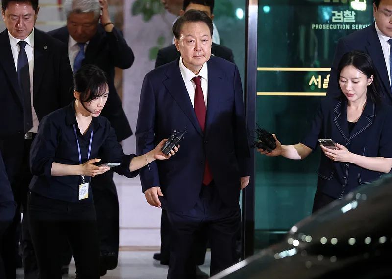 7点出发丨大量“机场拦截充电宝”疑似流入二手平台？机场回应！