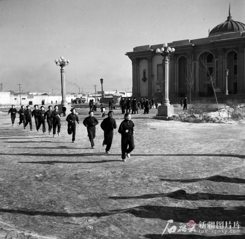 “新疆记忆”| 美了近70年的“中国最美剧场”