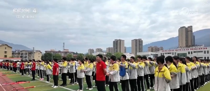 智慧化手段为高考保驾护航  暖心关爱为考生提供细致服务