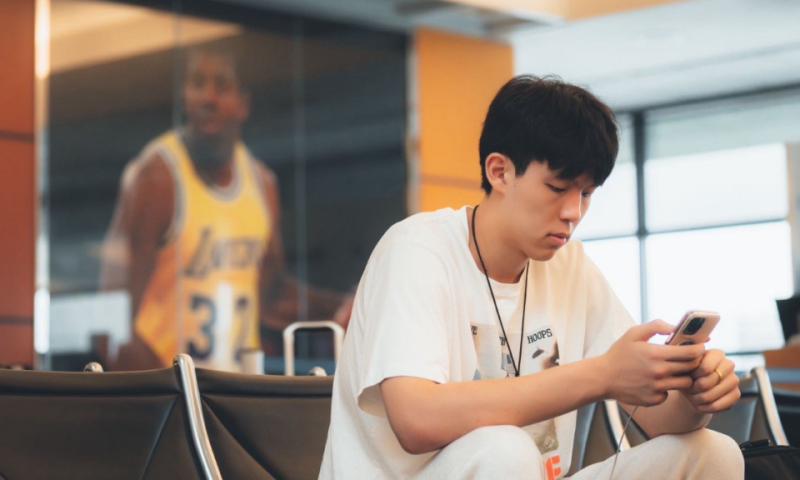 杨瀚森成中国篮坛第9人！连创纪录比肩姚明、易建联