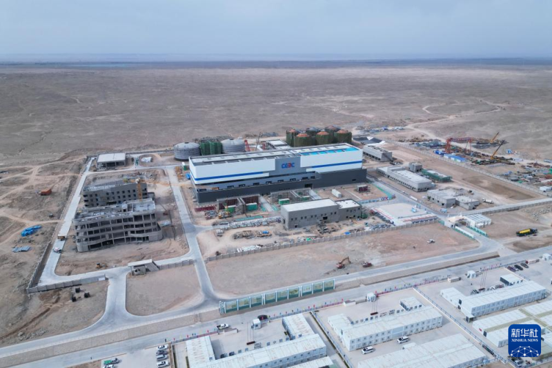 中国经济样本观察・县域样本篇丨面对石油资源枯竭，这座戈壁小城是如何走出困境的？