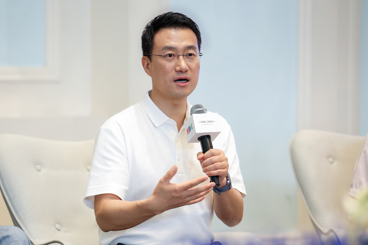 在 HDC，华为给每个「走得慢的人」留了座位
