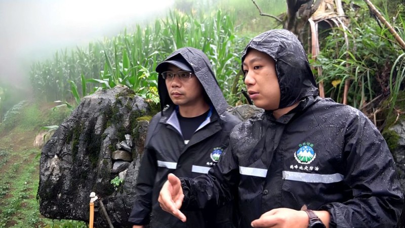紧急转移，奋力抢险――鄂西南多地抗洪救灾一线见闻