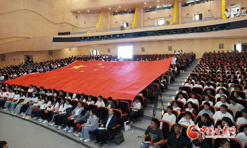 【青春华章・重走西北角】反响丨甘肃高校大学生：以奋斗之姿 绘就青春画卷