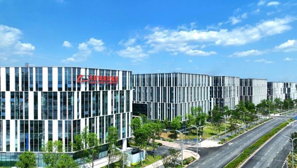【理响中国・一线探新】科技+产业，如何实现1+1>2? ――成都未来科技城的创新蝶变