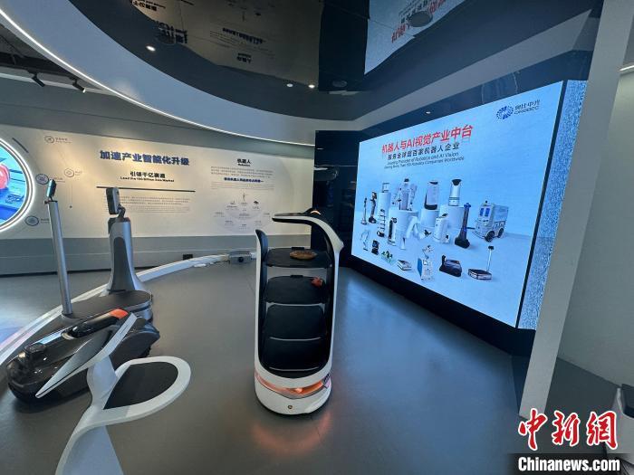 （活力中国调研行）深圳崛起“机器人谷” 产业“群星璀璨”