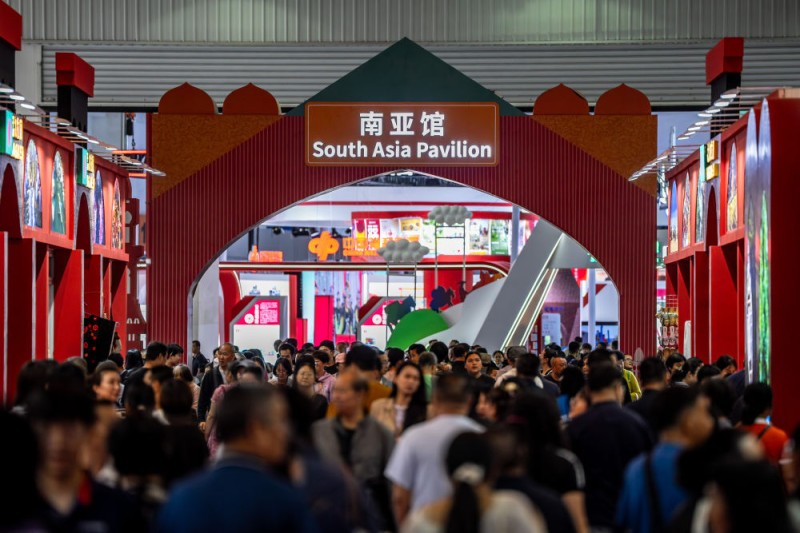 南博会上体验南亚异域风情