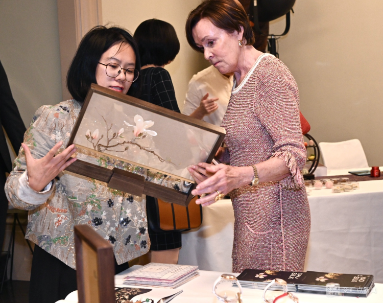 运河碧波漾万里！“文明遇鉴：中国大运河文化江苏周”在欧洲绽放光彩