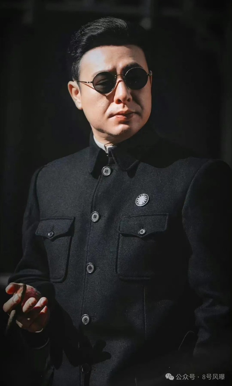 “谍战”变“谍偶”多角恋就够无语了，张颂文也带不起来“拖油瓶”…