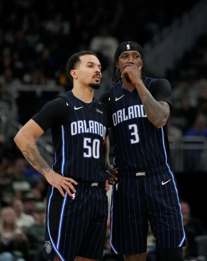 深夜重磅！1换7轰动NBA！再见，湖人冠军后卫！5个首轮签，下血本啊