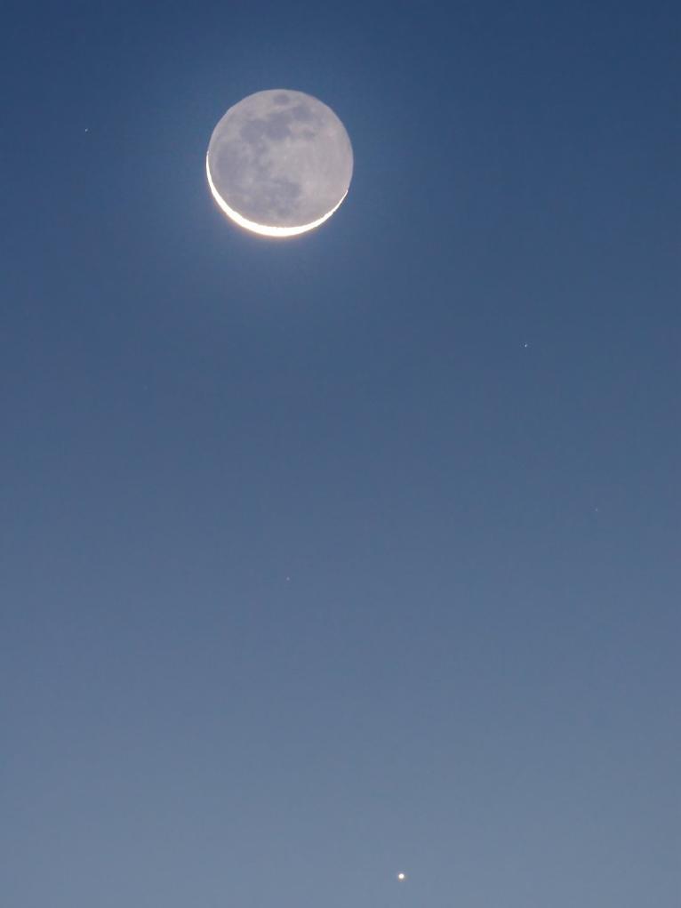 限时观测！6月27日日落后水星伴月