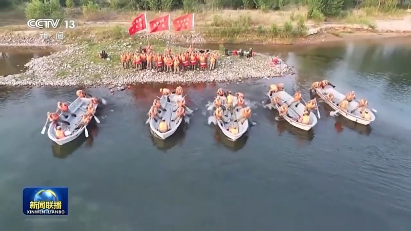 龙舟竞渡  粽叶飘香  各地共度端午