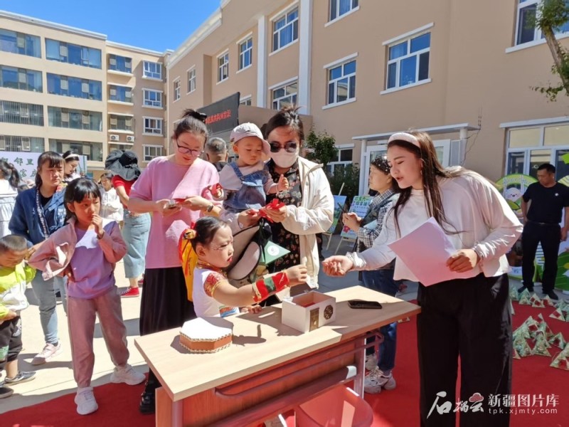 我们的节日・端午丨社区百家宴从“凑一桌”到“聚一堂”