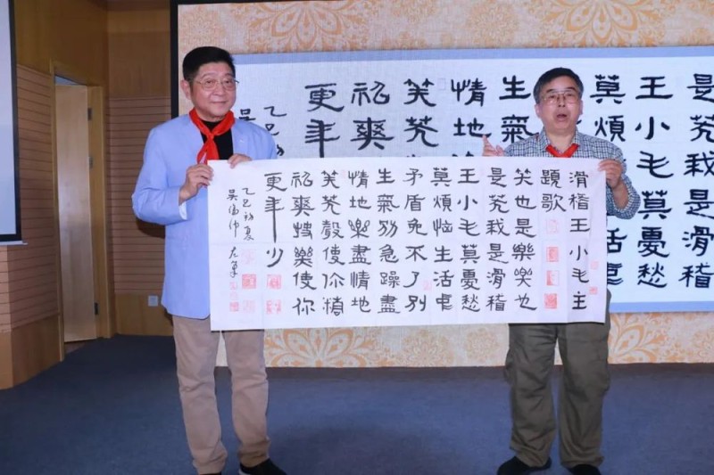 儿童节“上海故事汇”：王汝刚回忆《滑稽王小毛》