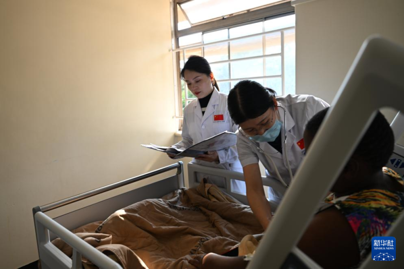 跨越40年，中国医生一脉“湘情”温暖津巴布韦