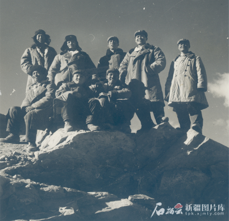 永不熄灭的“精神航灯”――记红其拉甫气象导航站