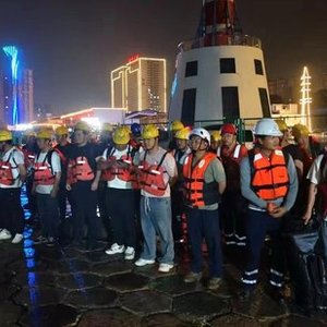 台风致客运航线陆续停航 广西疏散涠洲岛游客近万人