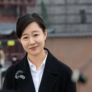 用“英语+东北话”带货的副局长彭勃，职位调整
